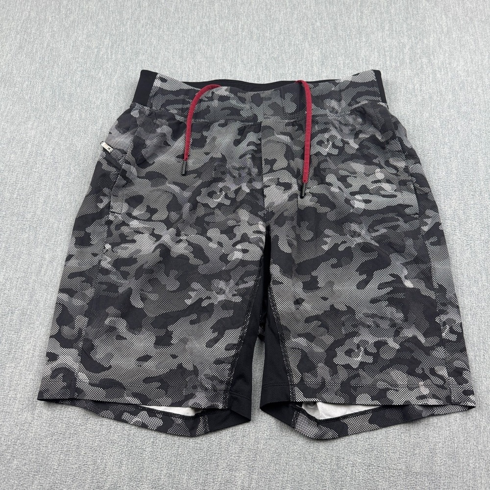Lululemon Shorts Mens Medium Black Camo T.H.E. Linerless 9" Training Running